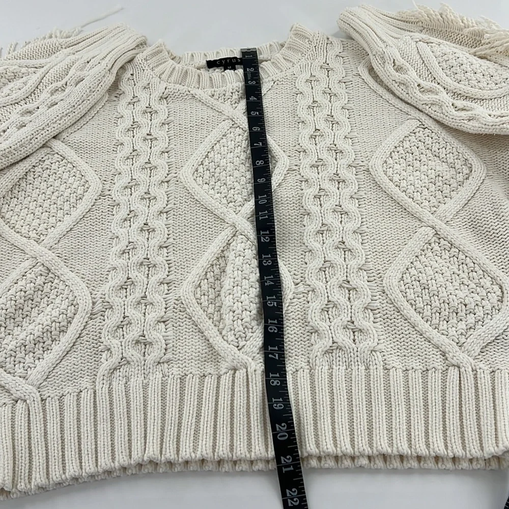Cyrus Cable knit Women's Cream Sweater with Fringe western‎ cowgirl medium